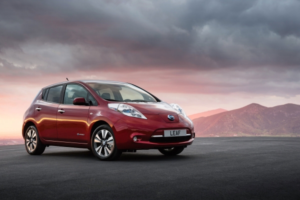El Nissan Leaf ya es 100% eléctrico